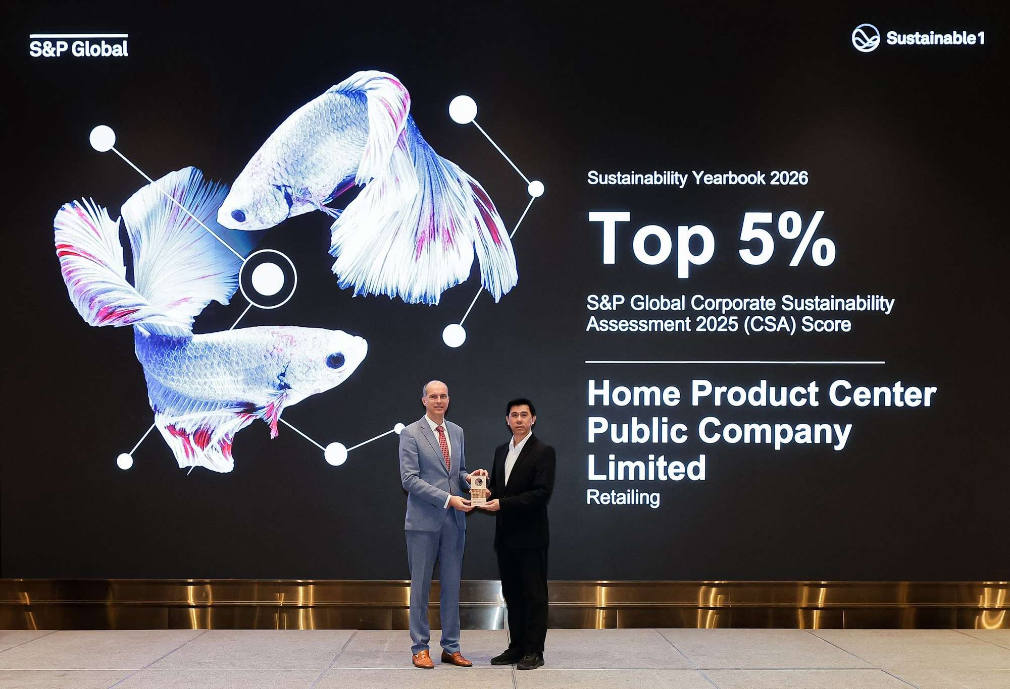 ตัวแทนผู้บริหารโฮมโปร รับมอบโล่เกียรติยศ Top 5% S&P Global Corporate Sustainability Assessment 2025 (CSA) Score