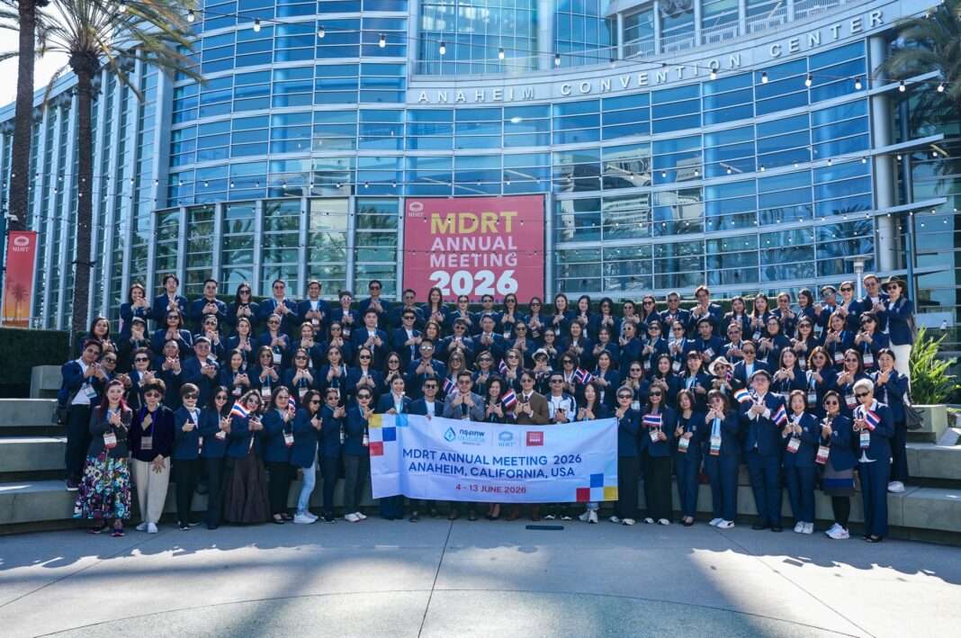 bangkok-life-assurance-mdrt-annual-meeting-2026-anaheim.jpg คณะผู้บริหาร ตัวแทน และที่ปรึกษาทางการเงิน บริษัท กรุงเทพประกันชีวิต จำกัด (มหาชน) กว่า 100 คน ร่วมงานประชุมระดับโลก MDRT Annual Meeting 2026 ณ เมืองอนาไฮม์ รัฐแคลิฟอร์เนีย