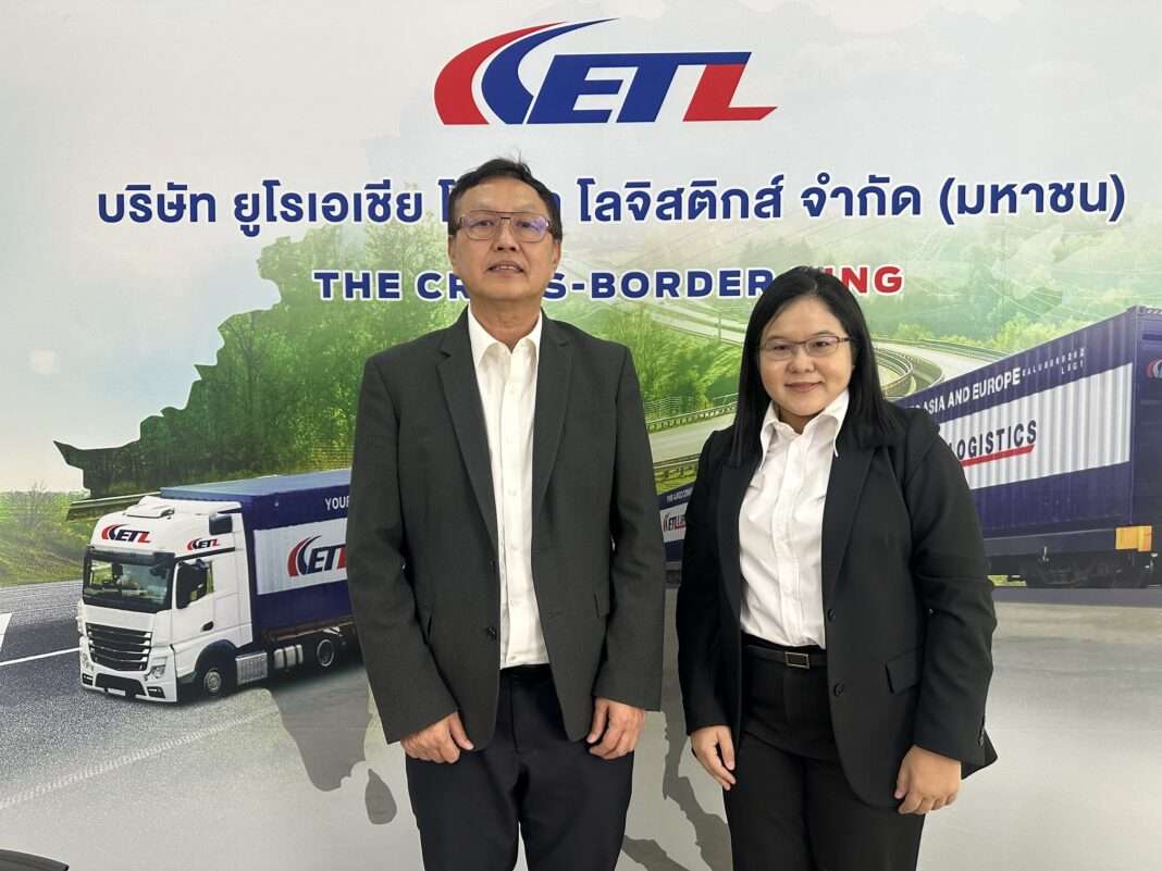 etl-euroasia-total-logistics-q1-2026-earnings-call-oppday.jpg นายพรชัย ดวงแก้ววุฒิไกร ประธานเจ้าหน้าที่บริหาร และนางสาวปาณิสรา สกุลสำเภาพล ประธานเจ้าหน้าที่ฝ่ายการเงิน บมจ. ยูโรเอเชีย โทเทิล โลจิสติกส์ (ETL) นำเสนอข้อมูลผลประกอบการในงาน Earnings Call