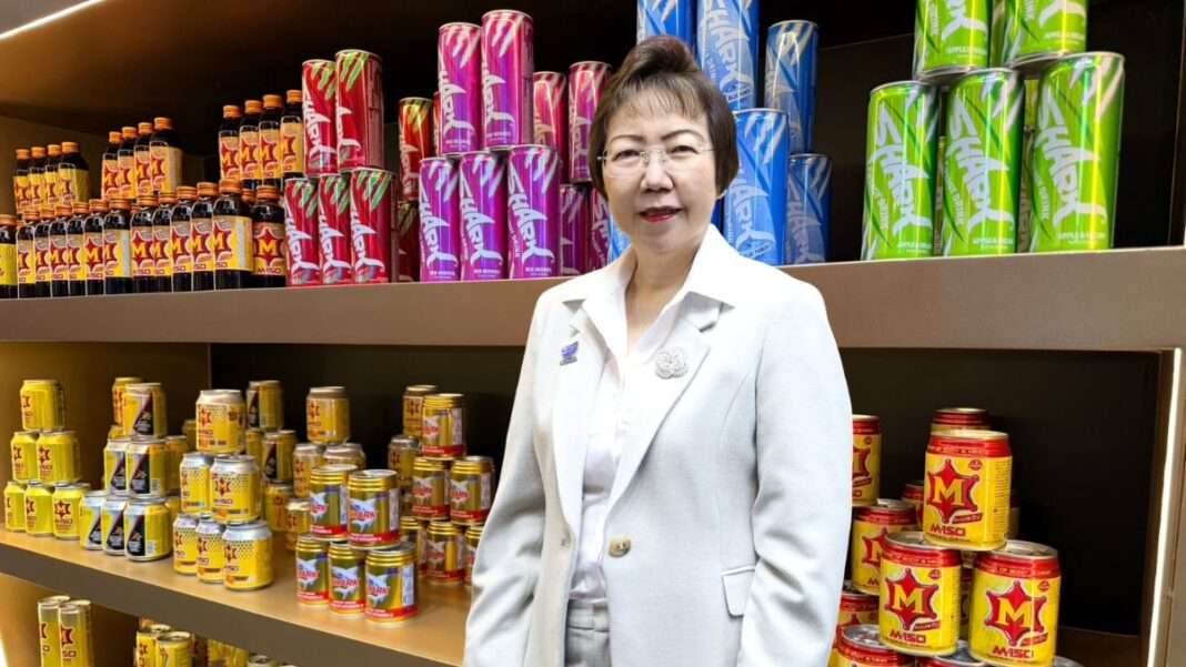 mukda-pairatweth-osp-ceo-thaifex-anuga-asia-2026.jpg นางสาวมุกดา ไพรัชเวทย์ ประธานเจ้าหน้าที่บริหาร บมจ. โอสถสภา (OSP) โชว์ศักยภาพผู้นำเครื่องดื่มบำรุงกำลังในงาน THAIFEX 2026