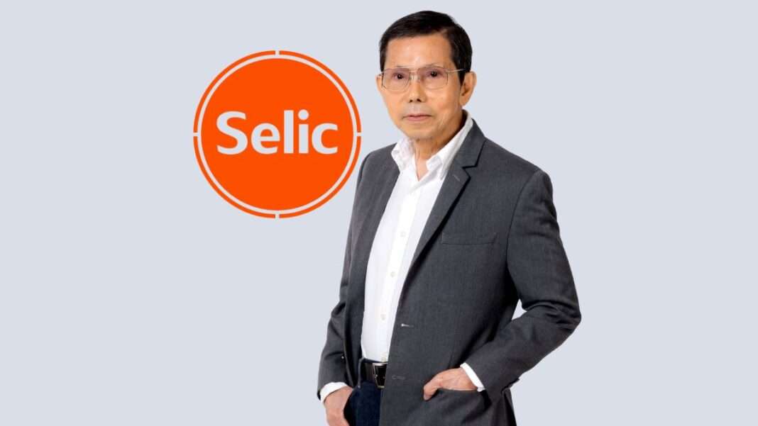 narong-suwattanapim-selic-corp-bio-based-adhesive.jpg นายณรงค์ สุวัฒนพิมพ์ รองประธานกรรมการ และรักษาการประธานเจ้าหน้าที่บริหาร บมจ.ซีลิค คอร์พ (SELIC) แถลงแผนขับเคลื่อนนวัตกรรมกาวชีวภาพเพื่อความยั่งยืน