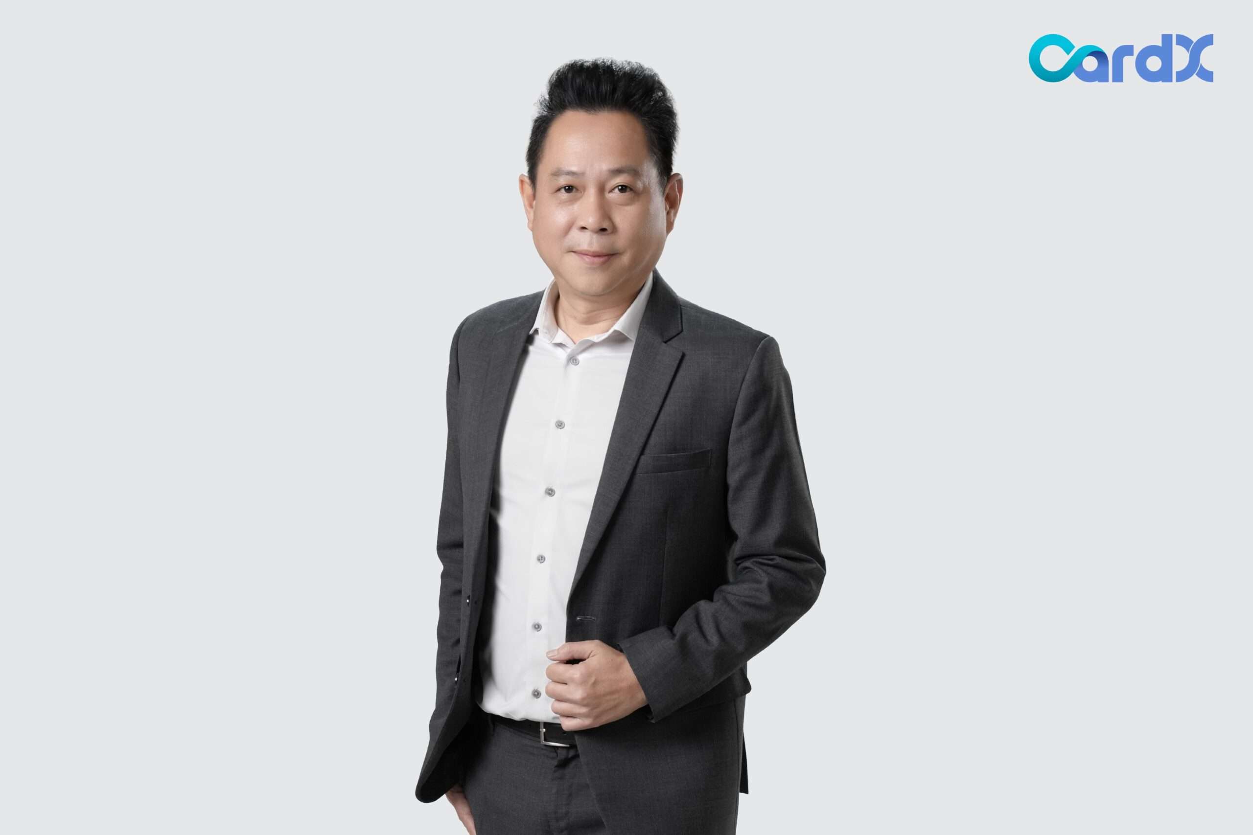 คุณปัญญา เวชบรรยงรัตน์ Chief Business and Channel Officer บริษัท คาร์ด เอกซ์ จำกัด (CardX)