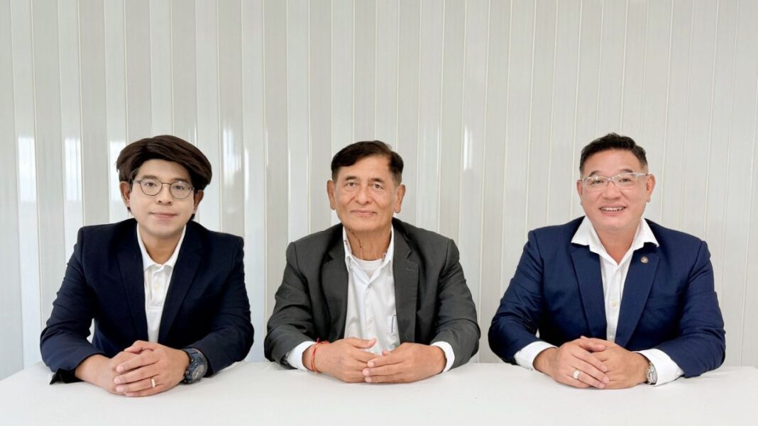 นายชวลิต ถนอมถิ่น พร้อมคณะผู้บริหาร บมจ. ไร้ท์ทันเน็ลเลี่ง หรือ RT ร่วมให้ข้อมูลสรุปผลประกอบการไตรมาส 1/2569 ในกิจกรรม Earnings Call