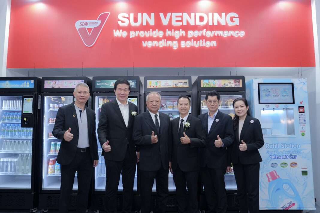 svt-sun-vending-smart-locker-saha-group-fair-2026.jpg ผู้บริหาร SVT นำโดยนายพิศณุ โชควัฒนา เปิดตัวตู้ล็อกเกอร์อัจฉริยะ SMART LOCKER ในงานสหกรุ๊ป แฟร์ ครั้งที่ 30