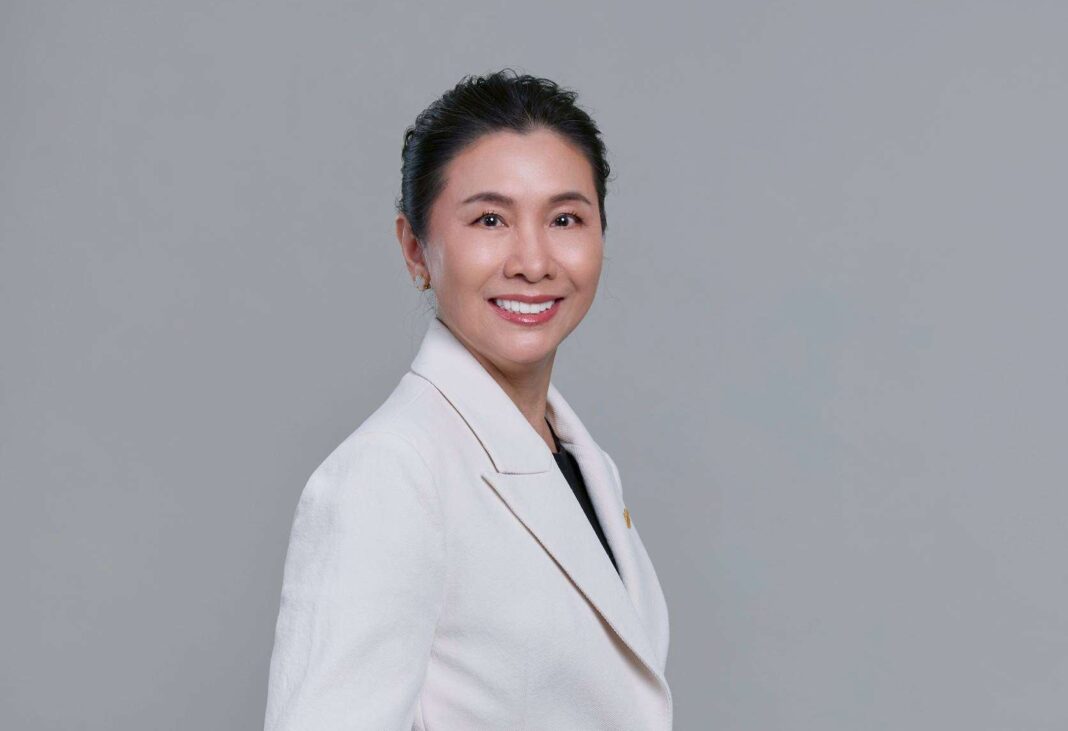 นางรุ่งทิพย์ อังคศิริสรรพ กรรมการผู้จัดการ และ Chief Risk Officer (CRO) ธนาคารยูโอบี ประเทศไทย