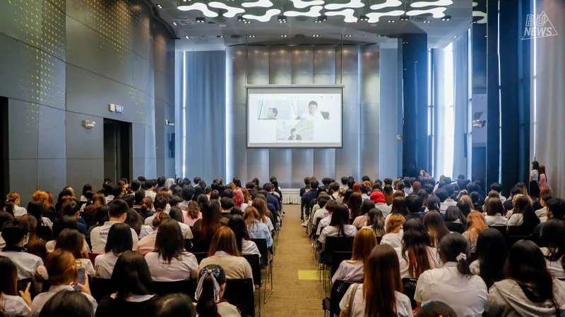 บรรยากาศนักศึกษาคณะบัญชี มหาวิทยาลัยกรุงเทพ เข้าร่วมโครงการ Integrated Problem-based Learning โดยบริษัท แอดเทค ฮับ จำกัด (มหาชน)