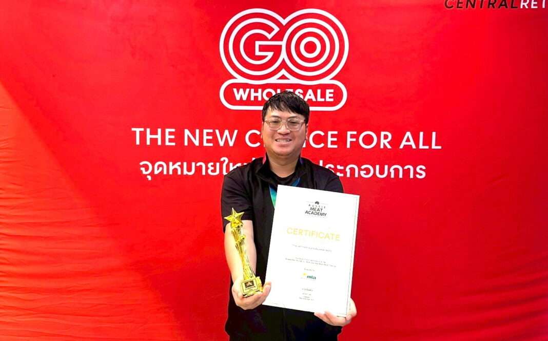 go-wholesale-go-meat-expert-champion-2026.jpg นายสุรศักดิ์ อัศวะไพลิน ผู้ชนะเลิศการแข่งขัน GO Meat Expert All Star Challenge 2026 จาก โก โฮลเซลล์