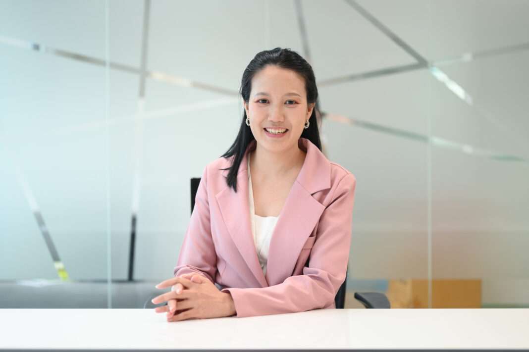 watcharaporn-suwinchai-ceo-empire-recurring-income.jpg นางสาววัชราภรณ์ สุวินย์ชัย ประธานเจ้าหน้าที่บริหาร บริษัท ออริจิ้น โกลบอล เอมไพร์ จำกัด (มหาชน) หรือ EMPIRE