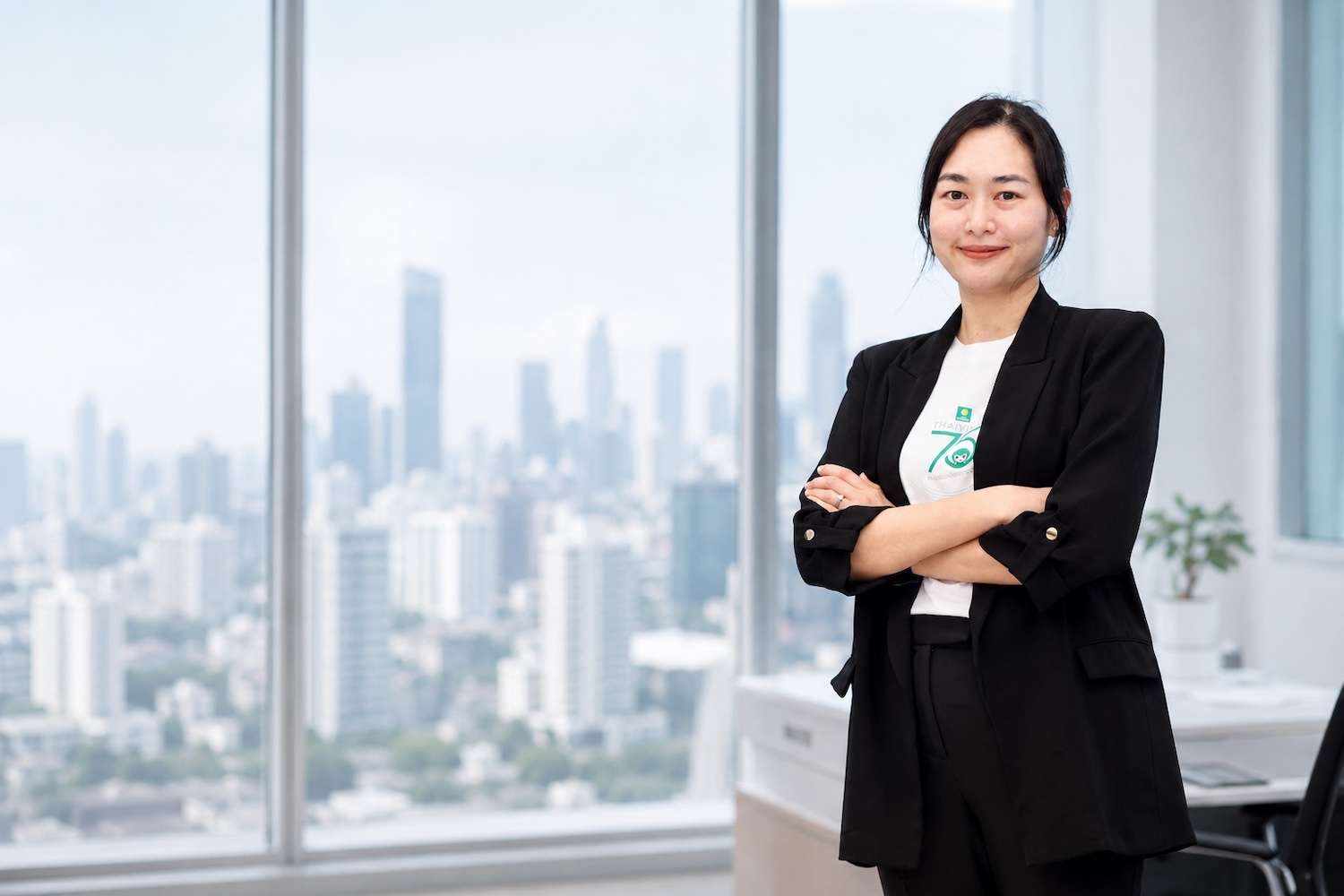นางสาวกนกกร สุขสบาย ผู้จัดการฝ่ายกลยุทธ์และฝ่ายพัฒนาการตลาด บริษัท ประกันภัยไทยวิวัฒน์ จำกัด (มหาชน)