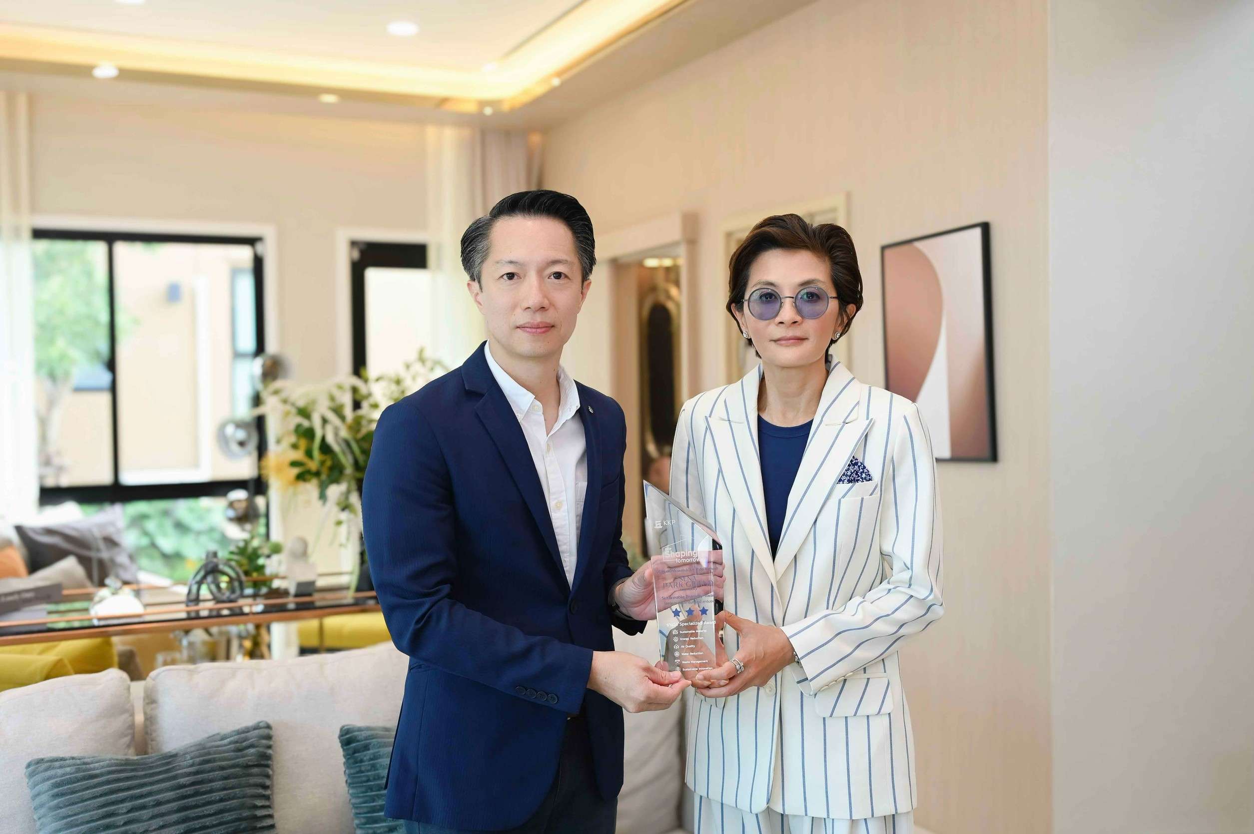 sena-md-kessara-thanyalakpark-receives-sustainable-property-award-kkp